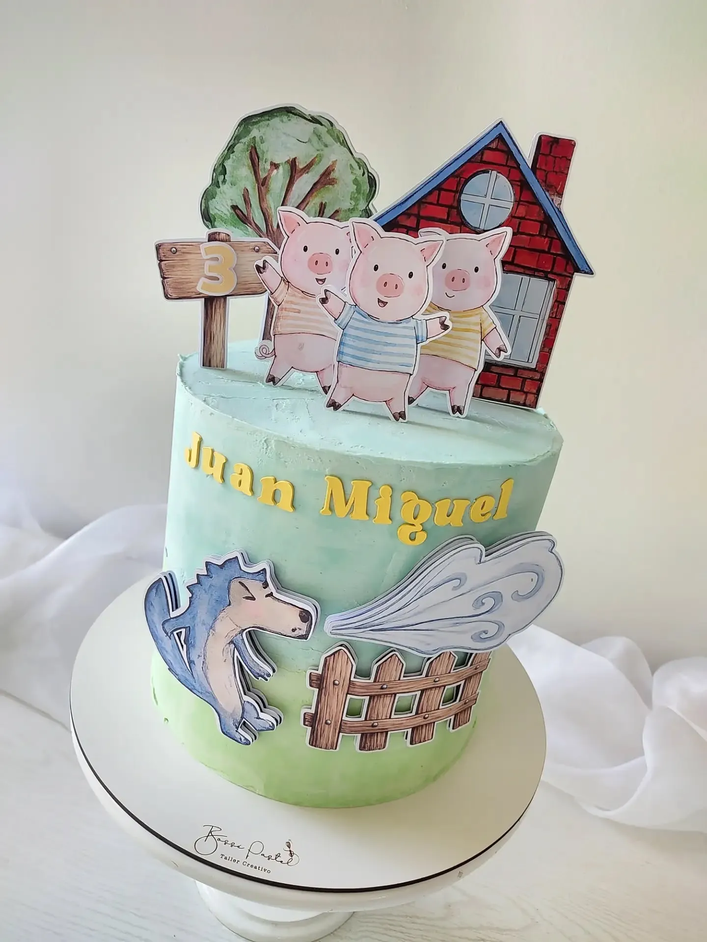 Pastel de granja con animales